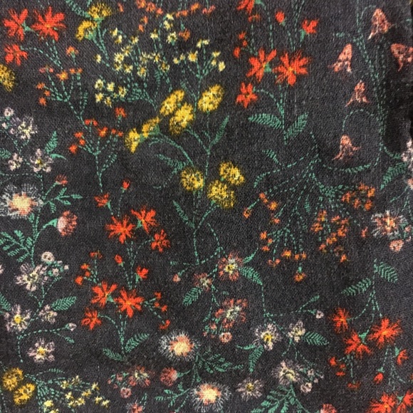 Old Navy Floral Print Top - Picture 3 of 3